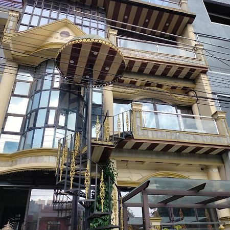 Divine Hotel & Banquet Hall 보팔 외부 사진