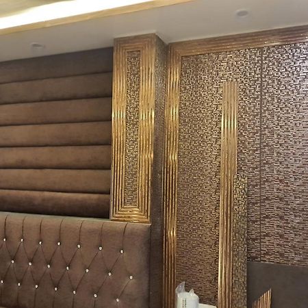 Divine Hotel & Banquet Hall 보팔 외부 사진