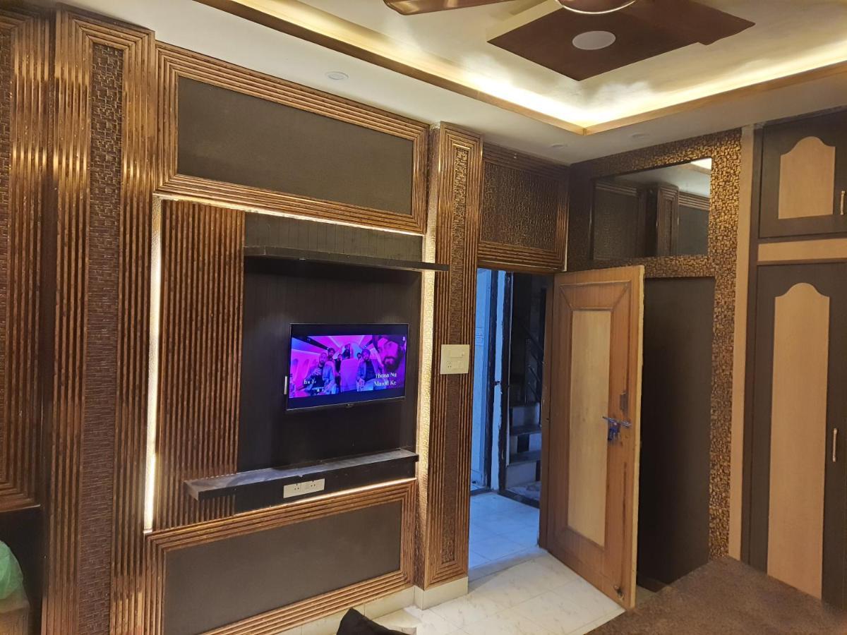 Divine Hotel & Banquet Hall 보팔 외부 사진