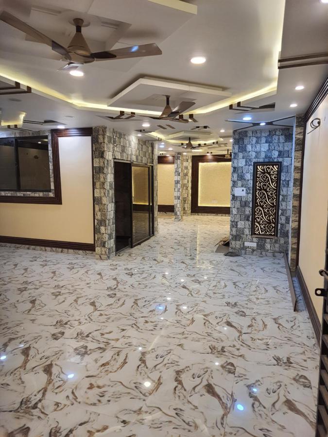 Divine Hotel & Banquet Hall 보팔 외부 사진