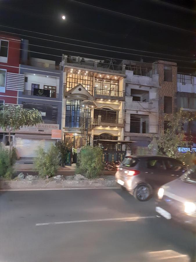 Divine Hotel & Banquet Hall 보팔 외부 사진