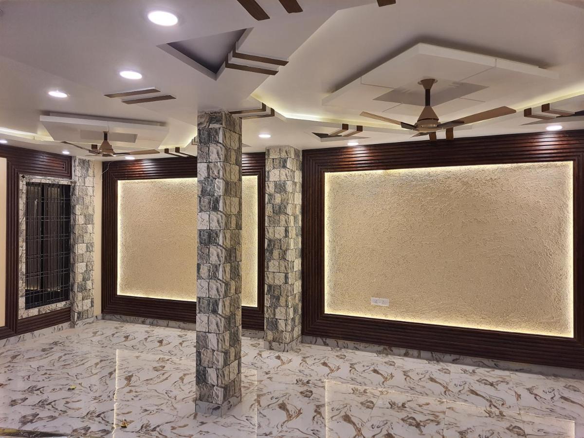 Divine Hotel & Banquet Hall 보팔 외부 사진
